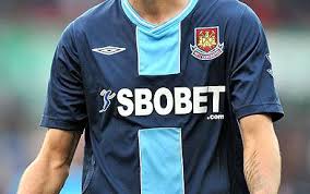 Arsitektur Big Data Olahraga: Mengulas Sistem Informasi dan Analisis Probabilitas di Sbobet88